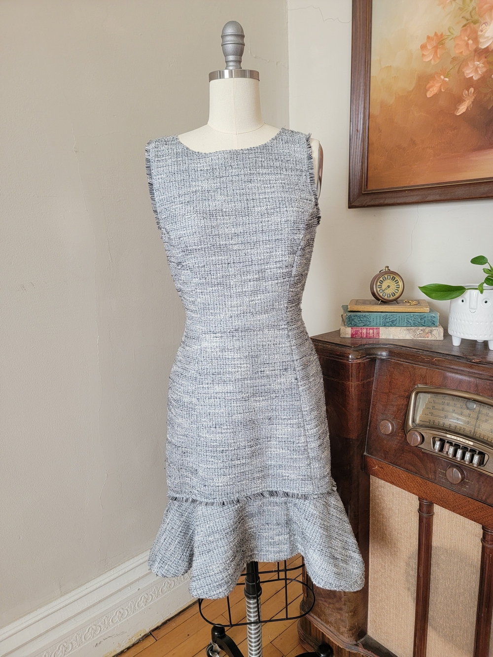 Gray Tweed Flounce Hem Dress Classy Pinup Retro 4 Fits S-Med